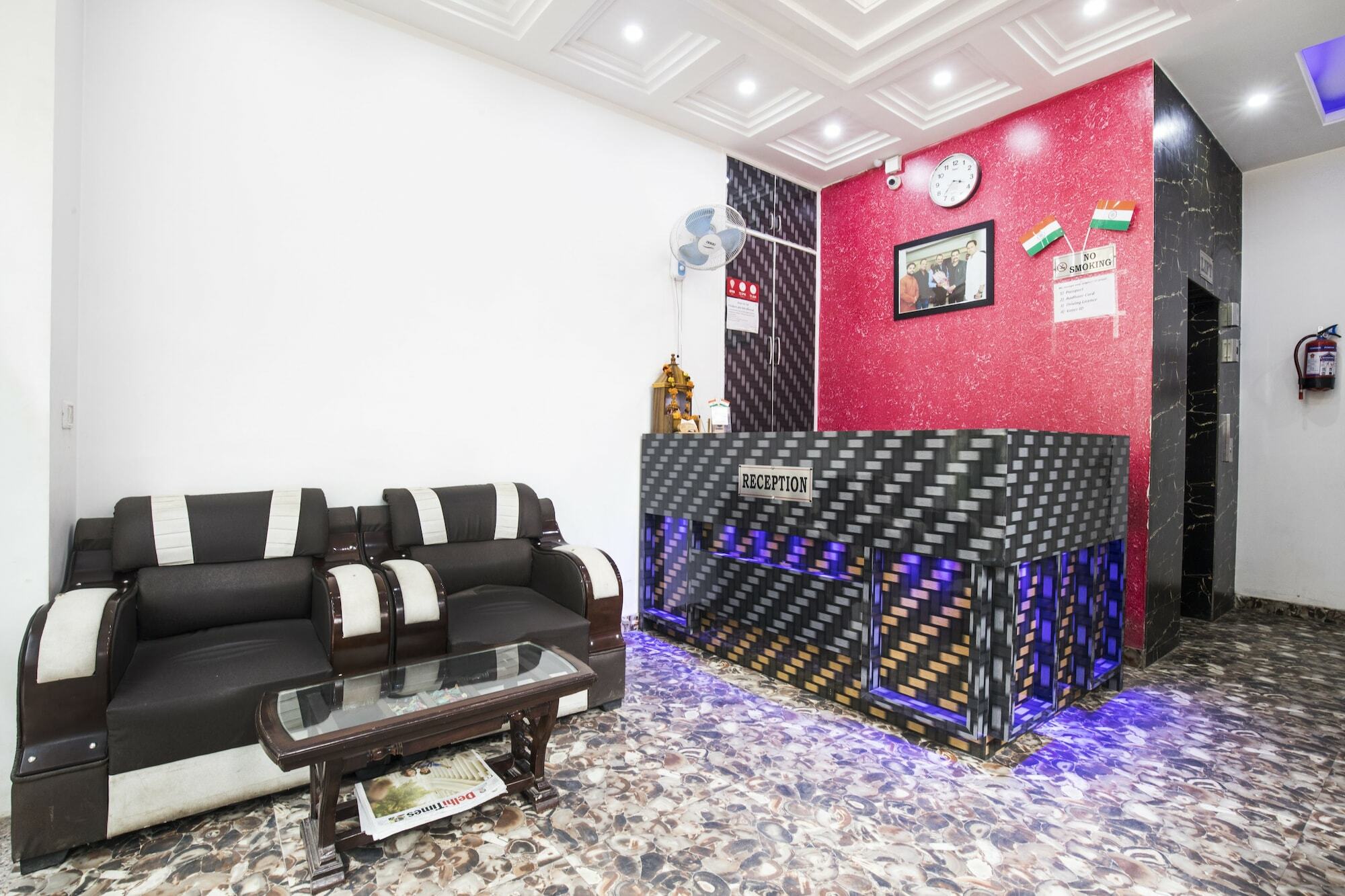 Fabhotel Airlift New Delhi Ngoại thất bức ảnh
